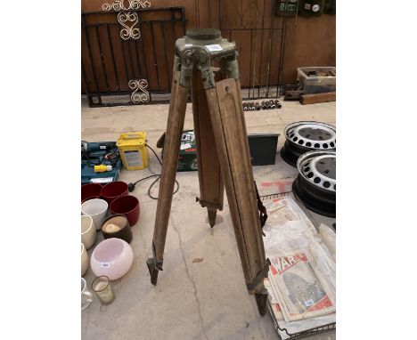 A VINTAGE SURVAYORS TRIPOD STAND 