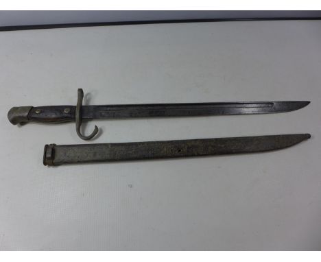 A JAPANESE WWII ARISAKA BAYONET, 39CM BLADE WITH SCABBARD 