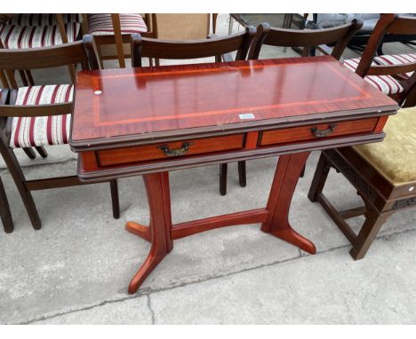 A REPRODUCTION MAHOGANY AND CROSSBANDED CONSOLE TABLE, 36" WIDE 