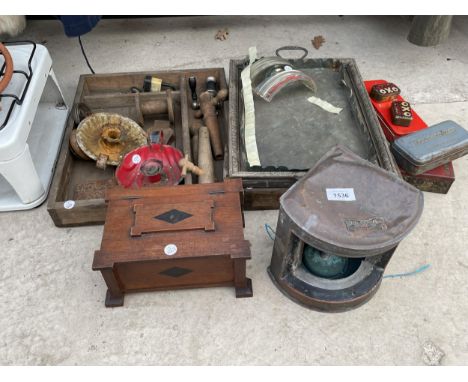 AN ASSORTMENT OF VINTAGE ITEMS TO INCLUDE A SHIPS LIGHT STAMPED PORT, CANDLE HOLDERS AND A TREEN BOX ETC 