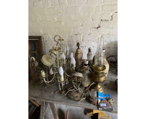 LARGE COLLECTION OF VARIOUS TABLE LAMPS, BRASS OIL LAMP AND TWO CEILING LIGHTS 