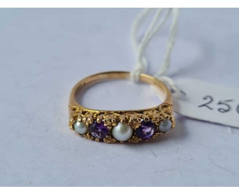 A amethyst and pearl five stone ring 9ct size P   2.7 gms