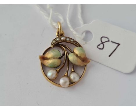A PEARL AND ENAMEL PENDANT 15CT GOLD