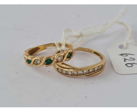 Two half hoop dress rings green/white size R &amp; N   3.1 gms