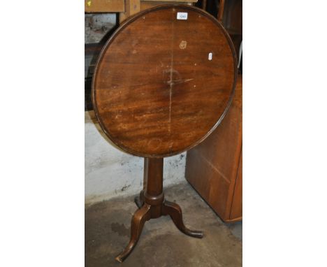 A mahogany dish top tripod table, width 58 cm