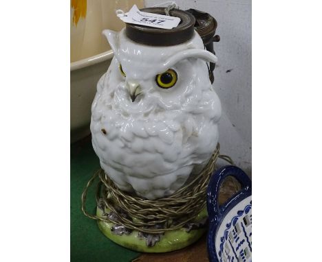 A French porcelain owl table lamp