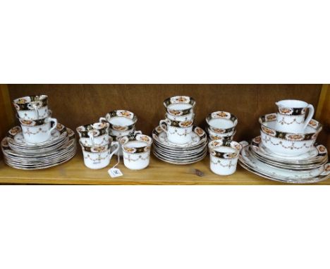 An extensive porcelain tea service circa 1920