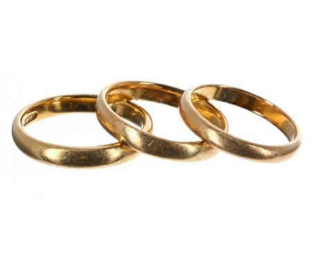 Three 22ct wedding band rings, 11.5gm, ring sizes O, N, K (3)