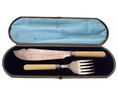 Cased Victorian silver fish servers, maker Henry Wilkinson &amp; Co. Sheffield 1883, knife 12" long