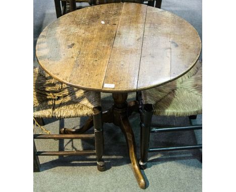 Victorian oak pedestal table, circular tilt top, turned column, tripod legs, diameter 77cm.
