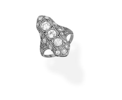 DIAMOND PLAQUE RINGOf openwork design, set with old brilliant and cushion-shaped diamonds,  diamonds approx. 1.10cts total,  