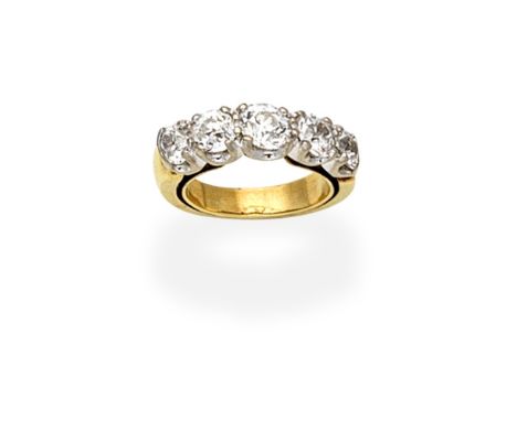 DIAMOND FIVE-STONE RINGSet with graduated old brilliant-cut diamonds, diamonds approx. 1.50cts total,  ring size approx. I (s