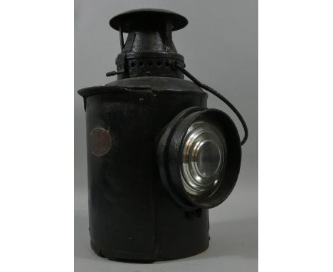 A Adlake LMS lamp and a BR(M) signal lamp, both with burners (2). 