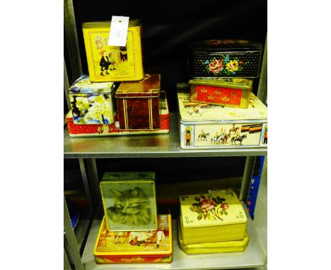 A quantity of vintage tins (11)