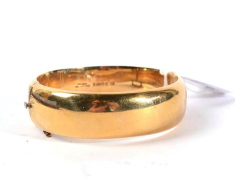 A 9 carat gold bangle, 25.6g gross