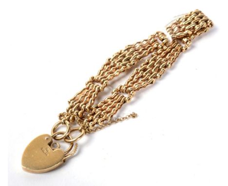 A 9 carat gold gate link bracelet with padlock clasp, 18.8g