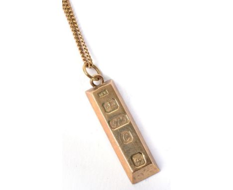 9 carat gold ingot pendant on chain, 16.6g