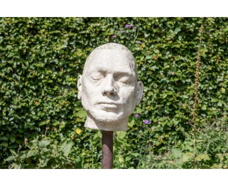 VAN DE GRIEND EVELINE (° 1976)21st Cent. Dutch sculpture in ceramic with crackle glaze on a metal stick sold with a catalogue