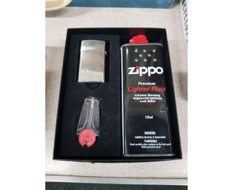 BOXED ZIPPO LIGHTER SET 