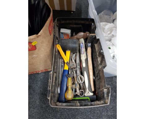 BOX OF TOOLS 
