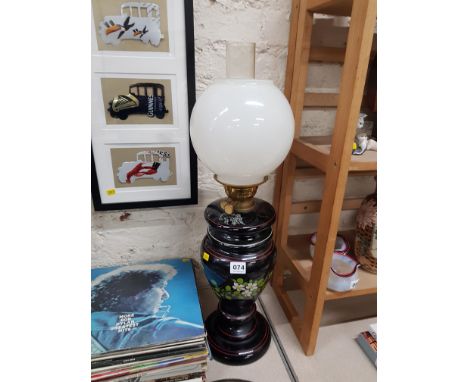 ANTIQUE OIL LAMP 