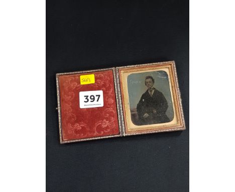 ANTIQUE CASED MINIATURE PORTRAIT