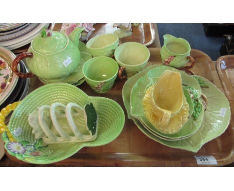 Tray of assorted Carltonware items to include: 'Tea for Two' set; leaf shaped dishes; single handled bowl; toast rack etc. CO
