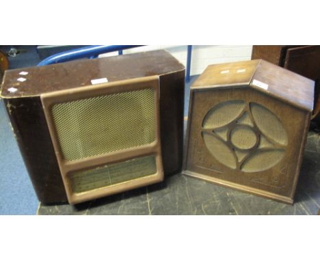 Vintage Ferguson valve radio together with an oak radio speaker (not for use, display purposes only).