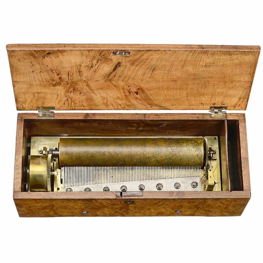 Early KeyWind Musical Box by David Lecoultre, c. 1830s Playing six