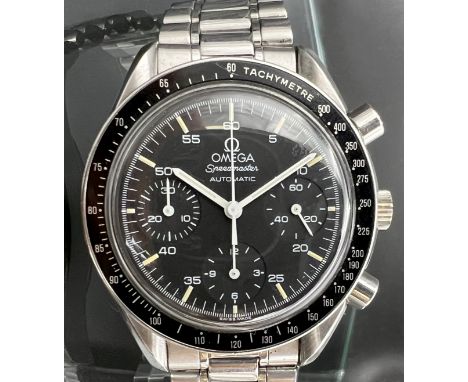 Herrenarmbanduhr OMEGA Speedmaster. Chronograph. Automatic. Schweiz.Circa 36 mm die Lünette im Durchmesser. Edelstahl. Schwar