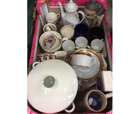 Group ceramics and glassware including Wedgwood dinner ware, other tea ware, glass decanters etc