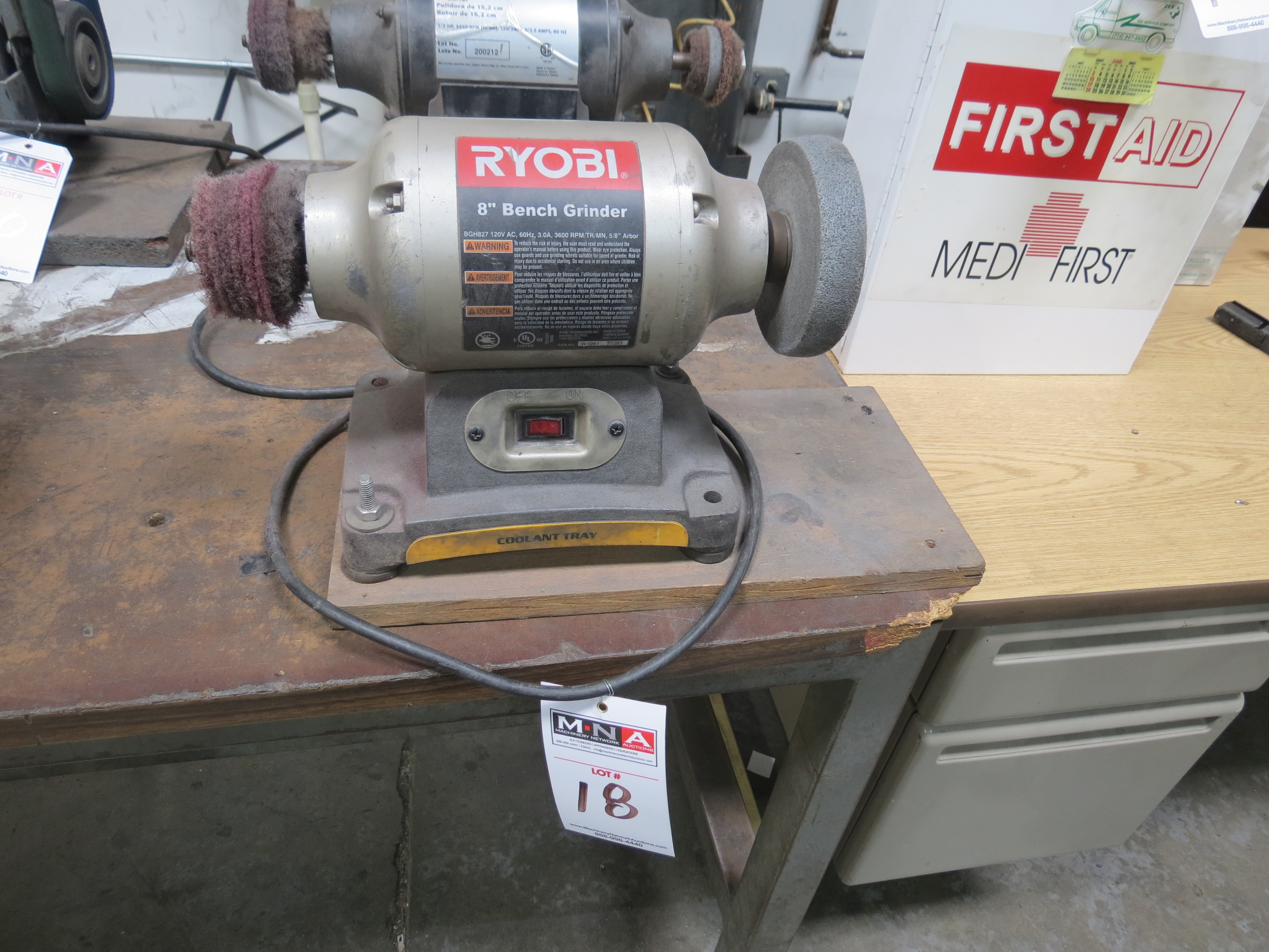 8" Ryobi bench grinder