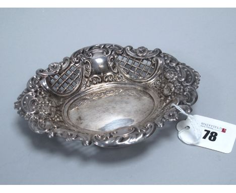 A Victorian Style Hallmarked Silver Dish, AC&amp;SLd, London 1967, of shaped oval fork, pierced and detailed with flowerheads