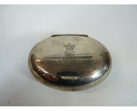 Edwardian Silver lidded oval snuff box Birmingham 1907 with engraved with Crown LXXX then interior 2nd Stafford Regiment 