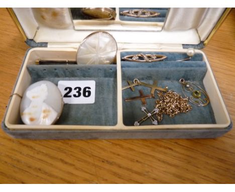 Collection of assorted 9ct Gold Jewellery inc. Cameos, Stick Pin, Diamond set cross on chain etc