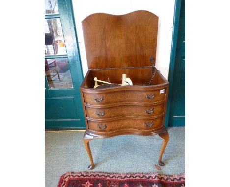 BSR Monarch Record Player in Walnut serpentine fronted case 