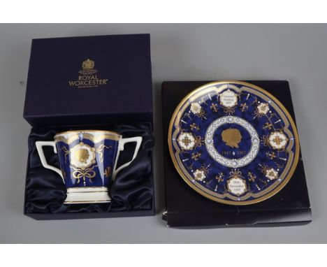 2 boxed Royal Worcester diamond wedding ceramic items 