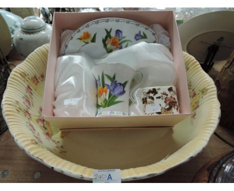 A vintage wash bowl and Leonardo tea for one