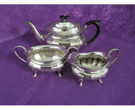 A part tea service plated with 20's design
