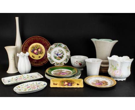 A Mixed Collection Of Cabinet Plates And Ceramics A varied lot to include Minton Haddon Hall oval pin dish and rectangular tr