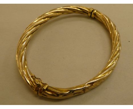 A 9ct gold hollow ropetwist effect bangle&nbsp; 