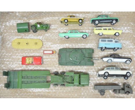 Boxed and unboxed diecast models including Days Gone Lledo, two VE Day commemorative box sets, British vehicles, number of un