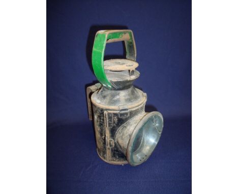 BR Railway hand lamp with internal filters (cracked outer lens) 