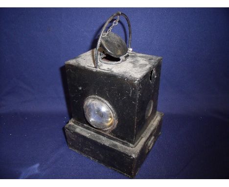 BR (M) railway lamp interior with bullseye glass lens 