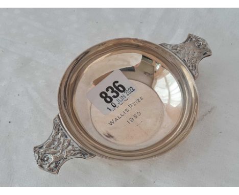 Quaich with Celtic style handles. 5.5 inch diam. London 1946. 87gms