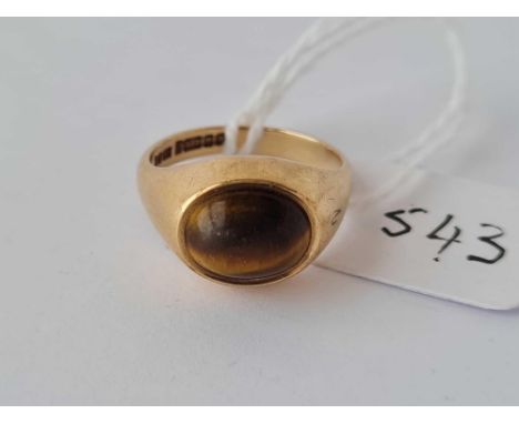 A cats eye 9ct ring size K 3.4g