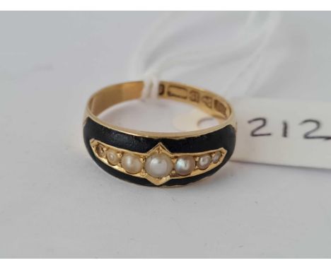 Antique Victorian mourning ring, 15ct hallmarked “Chester 1894” with black enamel and set with ½ pearls, size P
