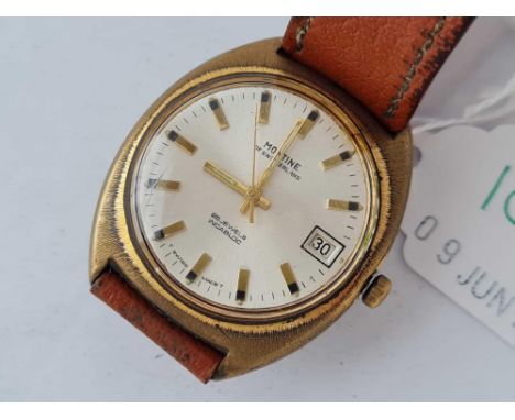 A gents Montine wrist watch with seconds sweep and date aperture on leather strap W/O 