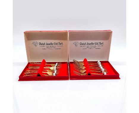 Beautiful brass forks with filigree red enamel handles. This item has its original boxes: measurement for one box is 5.5in L 