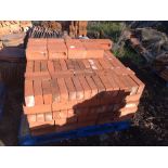 Approx 400 x Red bricks